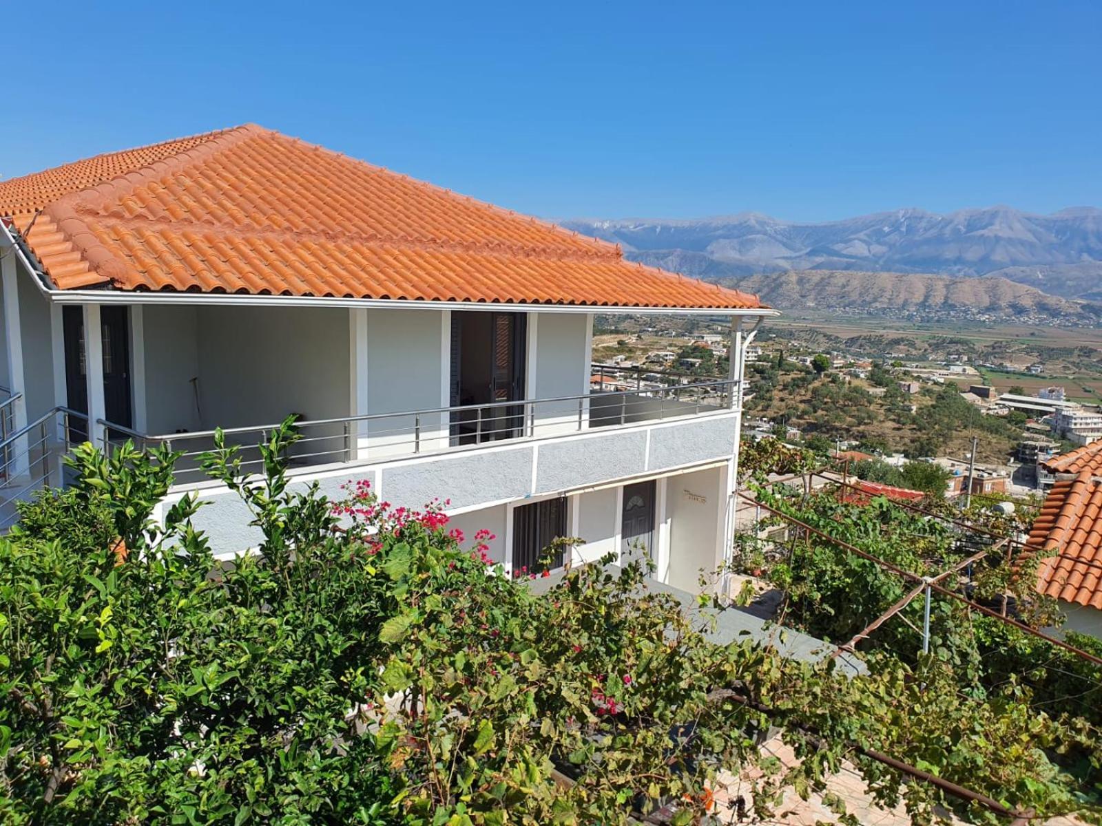 Akeron'S Rooms Sarandë Exteriör bild