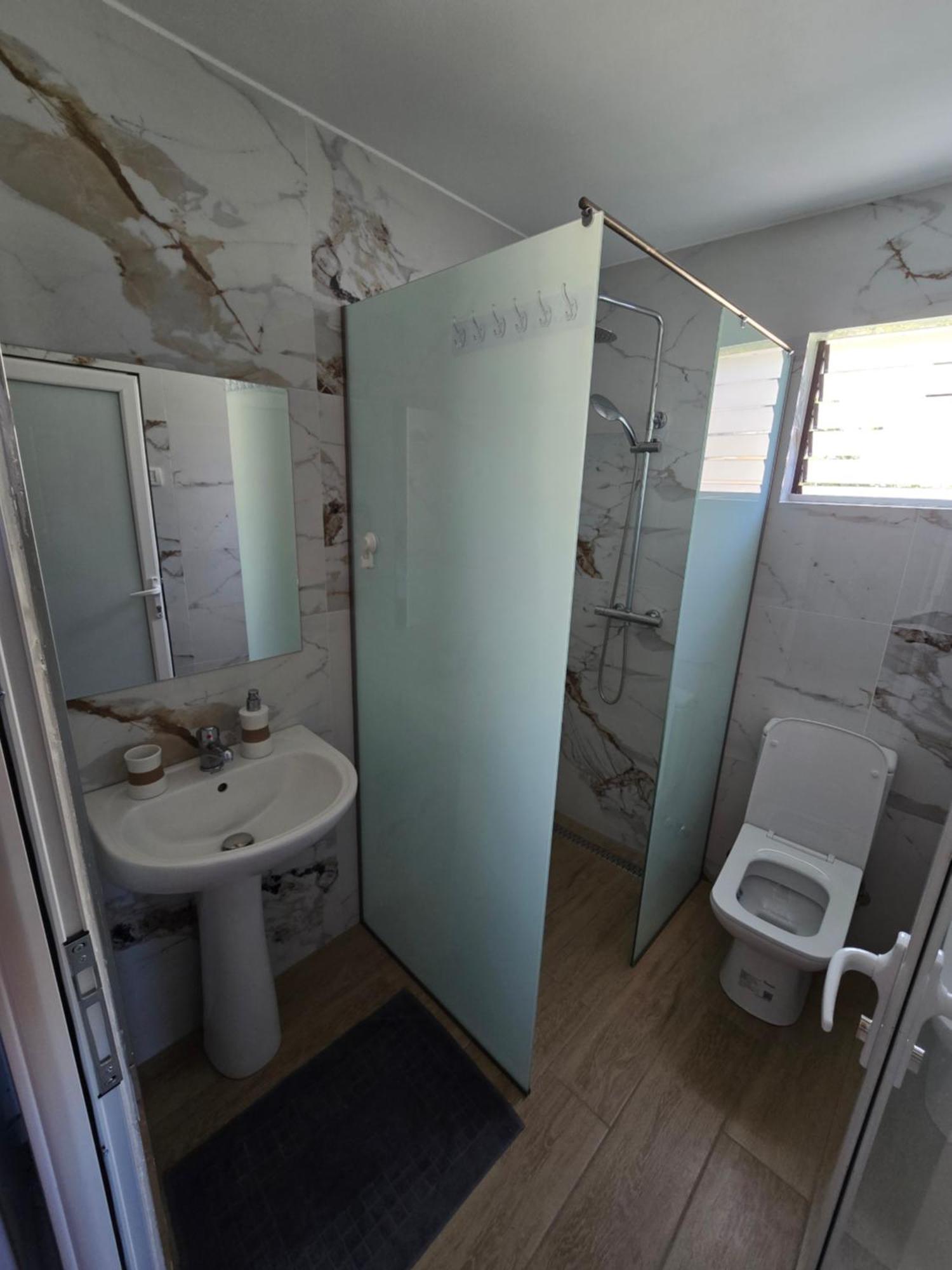 Akeron'S Rooms Sarandë Exteriör bild